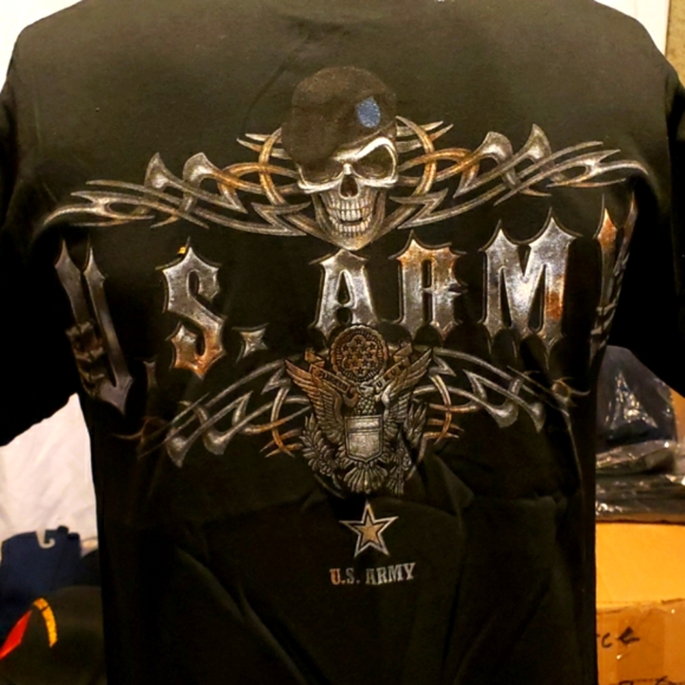 Military Vintage Mens U.S. ARMY tshirt